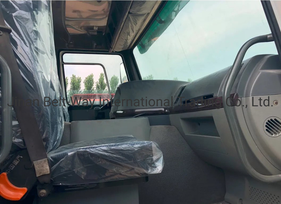 Sinotruk HOWO 10 Wheelers 4*2 6*4 8*4 371HP 375HP 420HP Euro 2 Tractor Truck Trailer Head