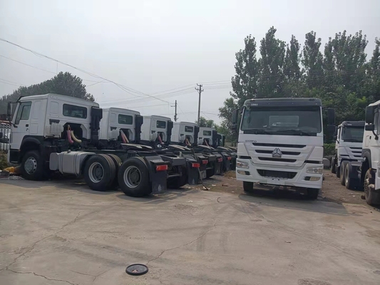 Second-Hand Sinotruk HOWO Tractor Truck Head with ISO Certification Secure Payments