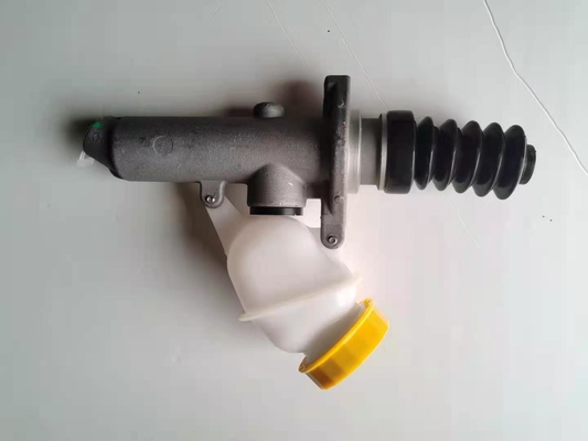 Sinotruck HOWO Parts Wg9719230023 Clutch Master Cylinder with ISO9001 Certification
