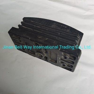 Brake System Parts Sinotruk HOWO Truck Dumper Rubber Seat Wg9925525286 with Standard