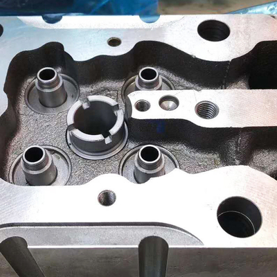 Sinotruk HOWO Wd615 Diesel Engine Cylinder Head Az1095040123 Customized Car Component