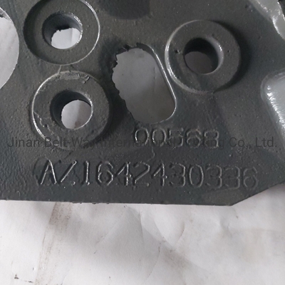 Refundable Truck Spare Parts for Sinotruk HOWO Cabin Bracket Az1642430336 Az1642430335