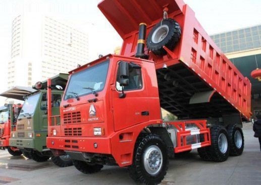 70 Ton ZZ5707S3640AJ HOWO Mining Dump Truck with Manual Transmission Type