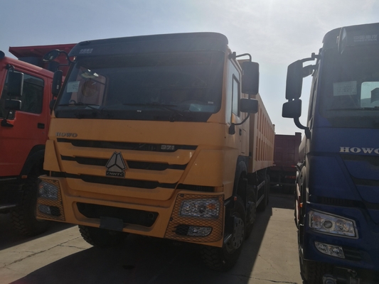 Heavy Duty Sinotruk HOWO Tipper Truck with Manual Transmission