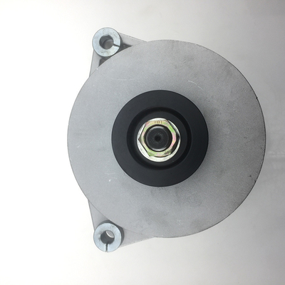 Sinotruk HOWO Engine Spare Parts Alternator Vg1095094002 with 850kg Engine Net Weight