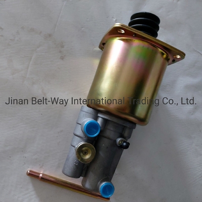 Brake System Parts Wg9725230040 Clutch Booster Cylinder for Sinotruk HOWO Truck OEM