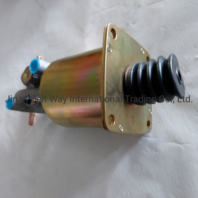 Brake System Parts Wg9725230040 Clutch Booster Cylinder for Sinotruk HOWO Truck OEM