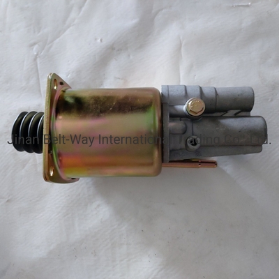 Brake System Parts Wg9725230040 Clutch Booster Cylinder for Sinotruk HOWO Truck OEM