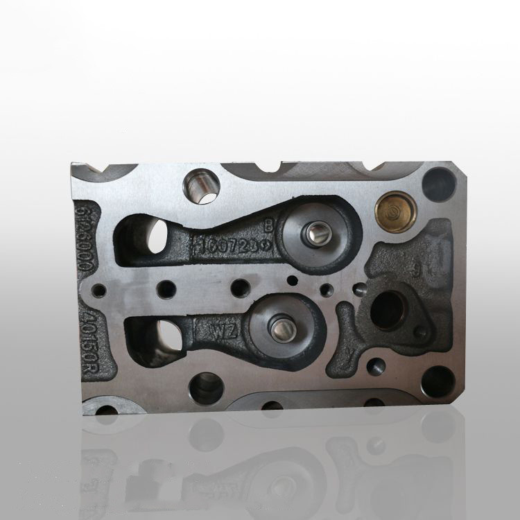 Silver HOWO Heavy Truck Parts Engine Cylinder Head 612600040282 ...